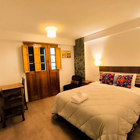 Hostal Balcon De Piedra Urubamba Exterior photo