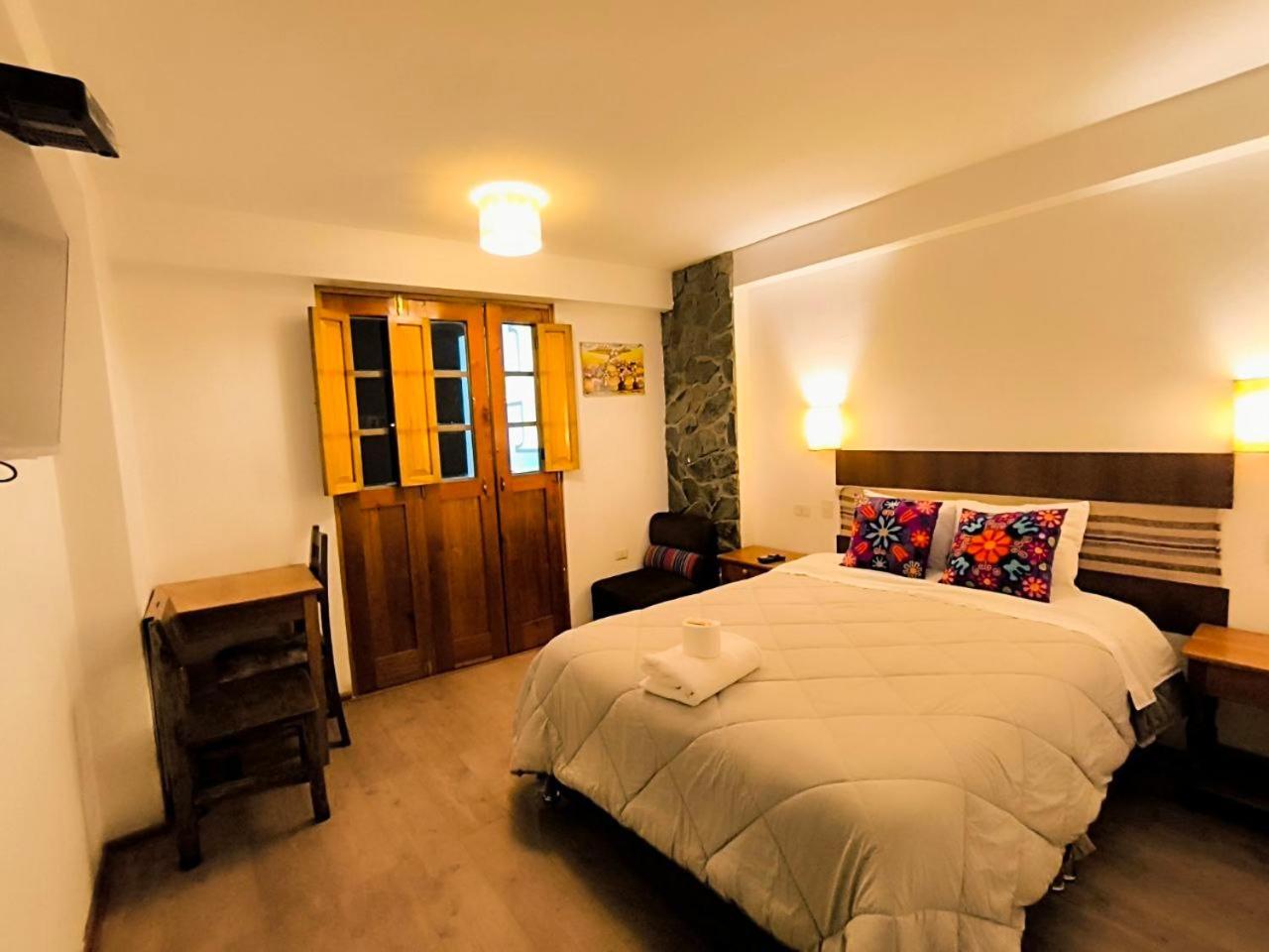 Hostal Balcon De Piedra Urubamba Exterior photo